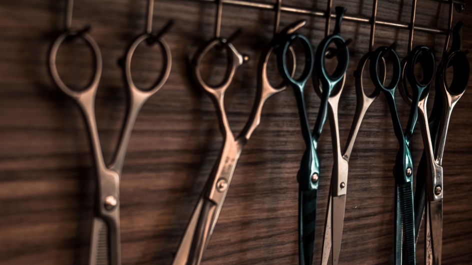 PRZYPOMINAMY!! O sobotnim egzaminie sprawdzającym w zawodzie fryzjer